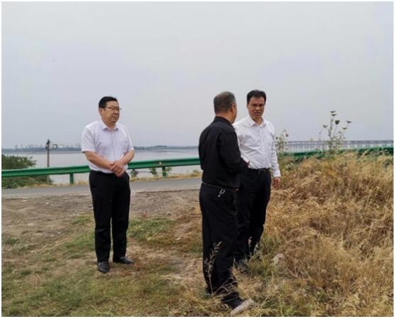 韦能武对沣河流域突出生态环境问题进行明察暗访_六安市生态环境局