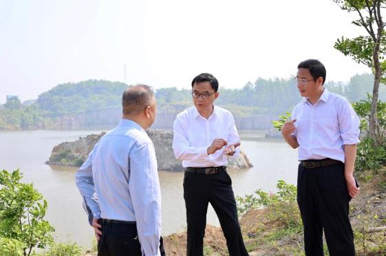 王红赴霍邱县督导调研突出生态环境问题整改工作