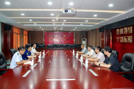 市生态环境局走访慰问市消防救援支队